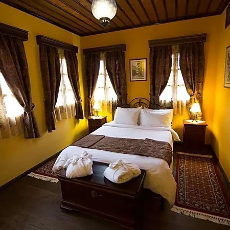 Хотел Estate Kalaitzis 3*