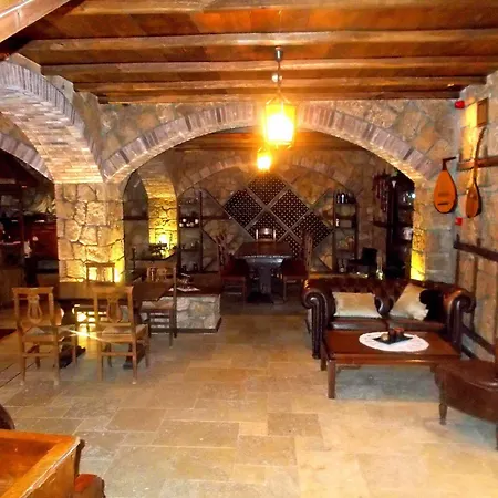Estate Kalaitzis